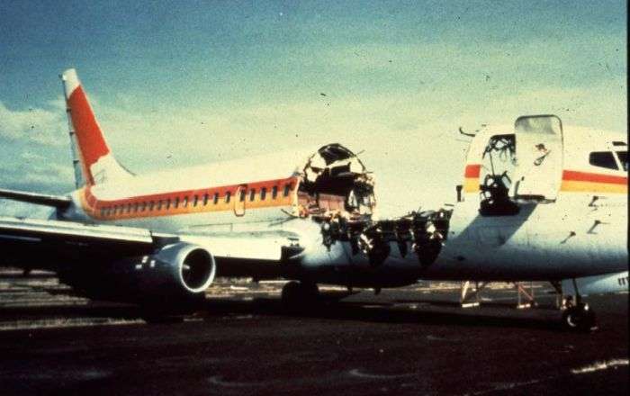 243 Алоха Ерлайнз: неймовірна посадка пошкодженого літака (11 фото)