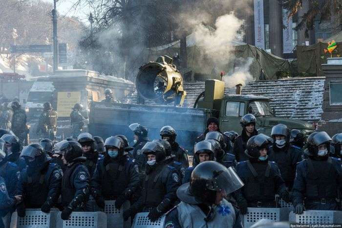 Євромайдан очима співробітників Беркуту та міліції (40 фото)