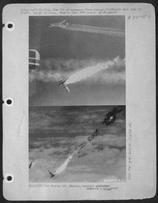 Архівні фотографії підбитих літаків (24 фото)