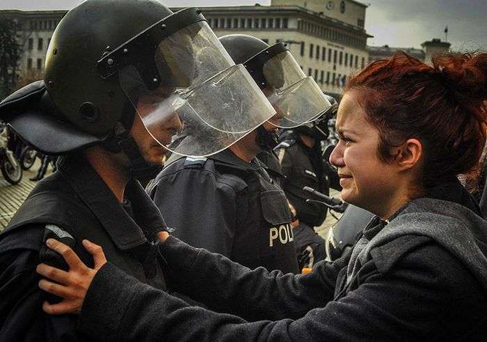 Прояв співчуття і співчуття під час акцій протесту (30 фото)