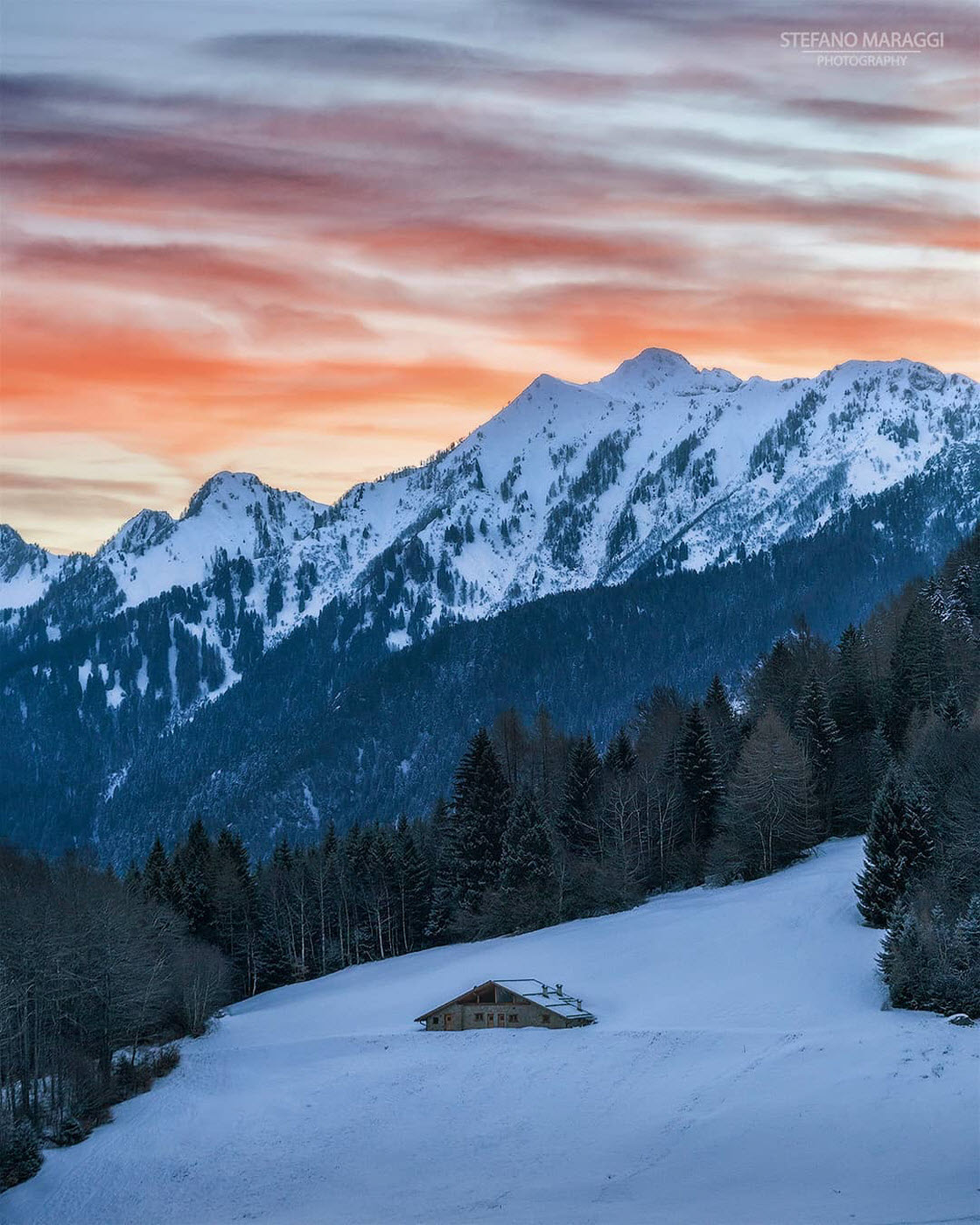 Прекрасные зимние пейзажи в Доломитовых Альпах природа