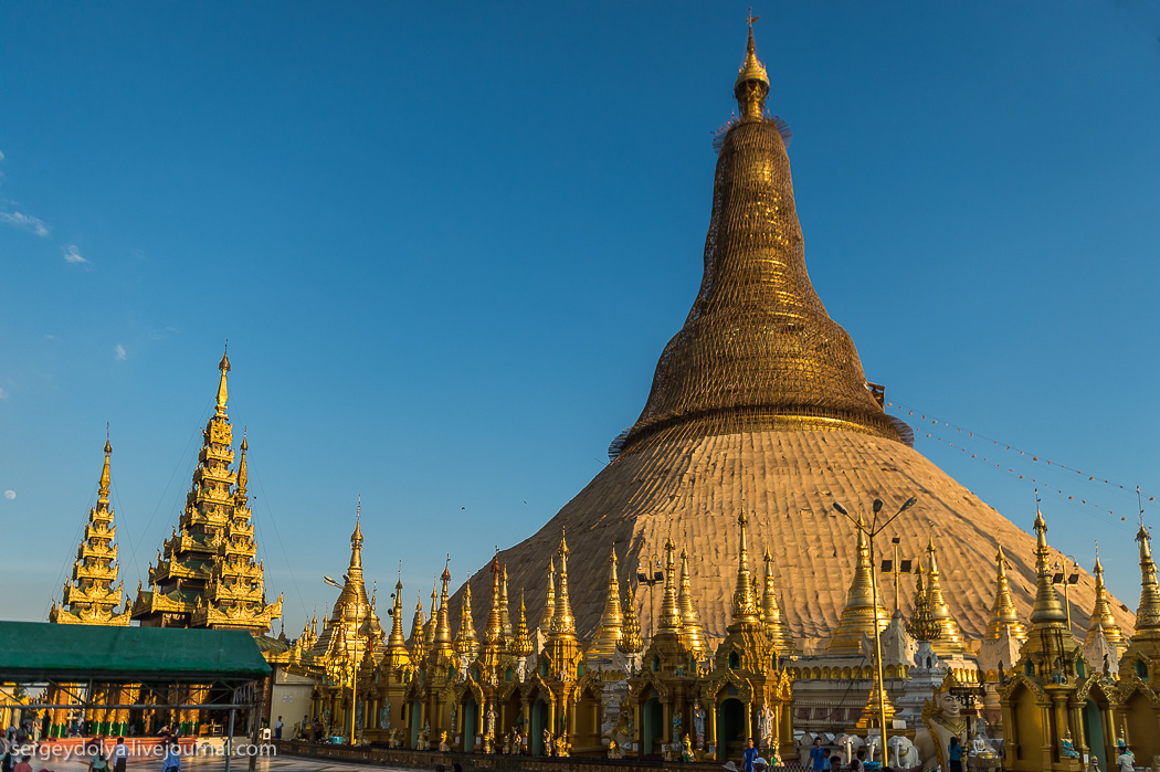 Пагода Шведагон - самое дорогое сооружение в мире строили 1500 лет 32 короля Дальние дали