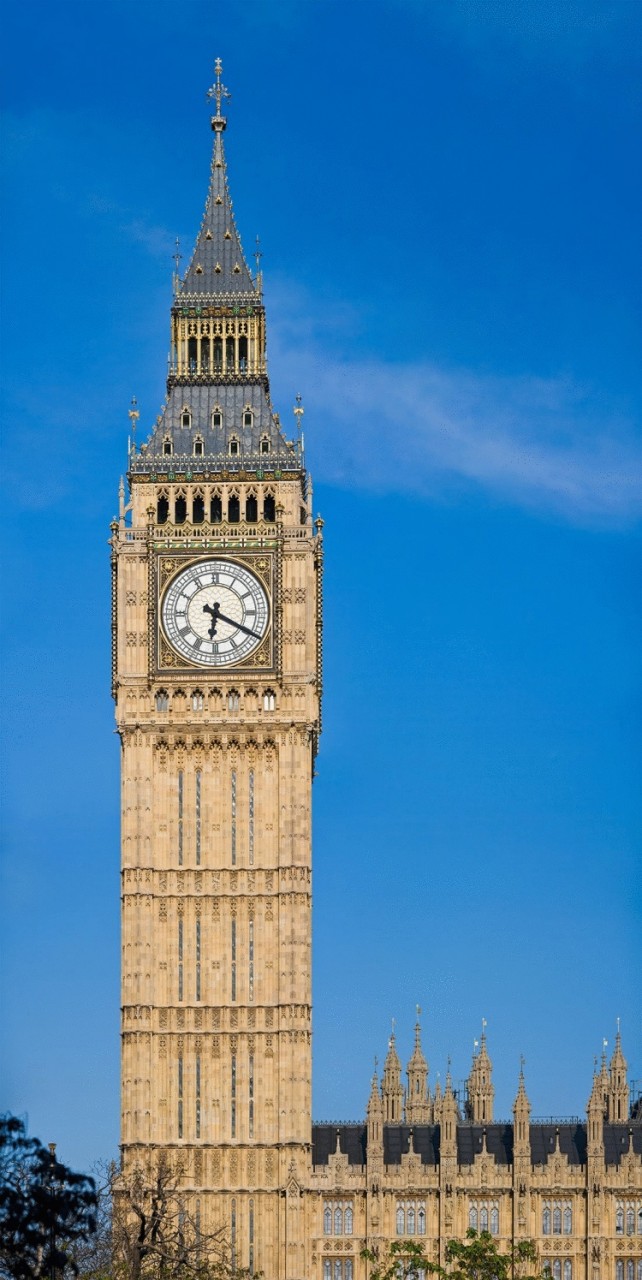 10 самых знаменитых часовых башен в мире 